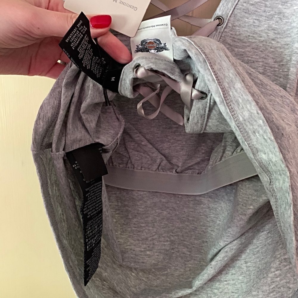 Harley-Davidson Gray Tank Top with Silver Accents - Picture 4 of 5